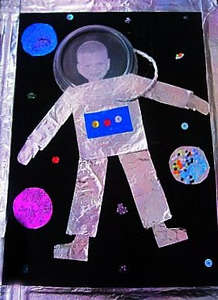 Поделка космонавта из фольги