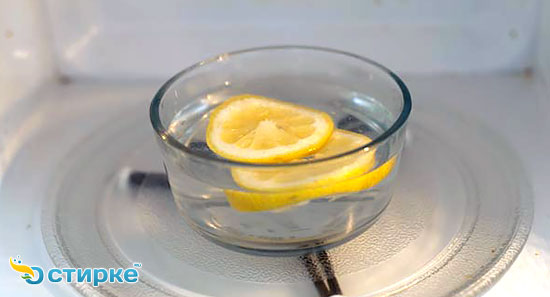 чистка микроволновки лимоном