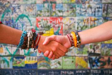 Разница между просто другом и настоящим другом