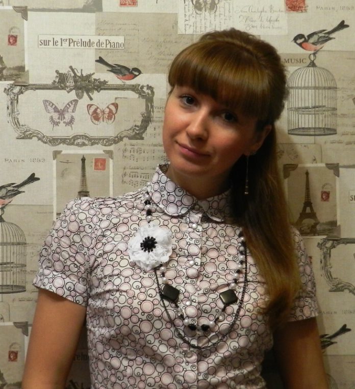 Как сделать бусы с брошкой своими руками?