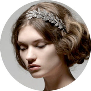 Греческая прическа: делаем быстро, выглядим модно!