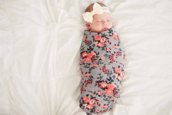 Важный выбор — подгузники, пустышка и питание малыша