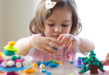 Как развить двигательные навыки детей