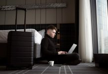 Онлайн бронирование номера в гостинице: удобство и особенности