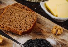 Черная икра: изысканное удовольствие для гурманов