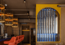 Как взрослому отпраздновать день рождения: ищем атмосферу праздника