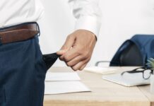 Юрист по банкротству физических лиц: зачем он нужен и как выбрать